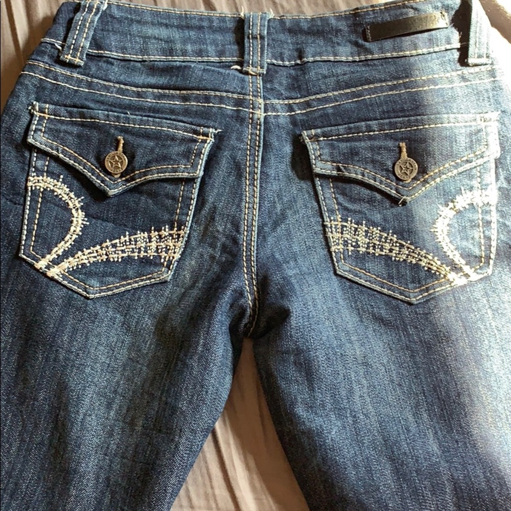 Jeans - Picture 3 of 5